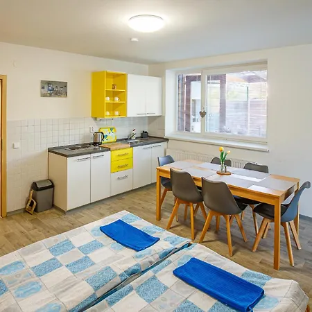Apartahotel Dalov 3*