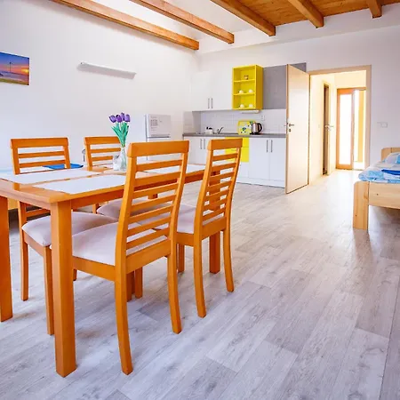 Dalov Apartahotel 3*